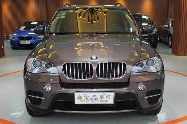 东莞市奔宝二手车有限公司网站建设签约动点三网合一系统